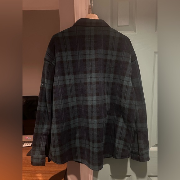 Super soft plaid shirt jacket - Picture 3 of 3